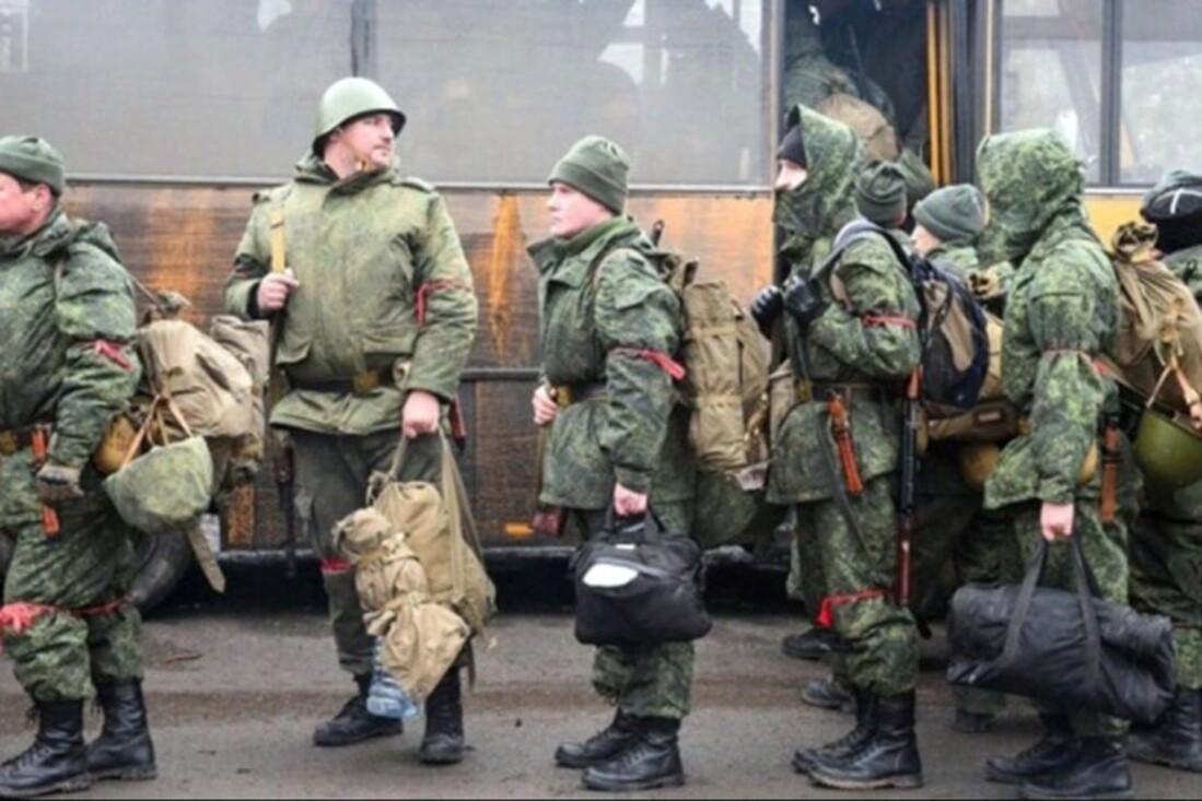 Хотів “відкосити” від армії: у Москві чоловік кричав, що в квартирі побачив труп