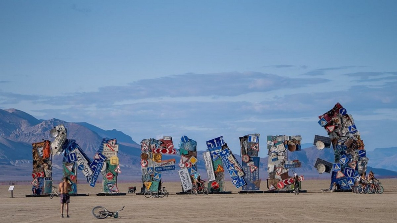 З артефактів війни: на Burning Man представили українську інсталяцію I’m Fine