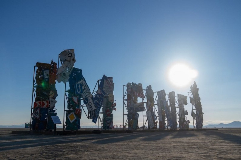 З артефактів війни: на Burning Man представили українську інсталяцію I’m Fine